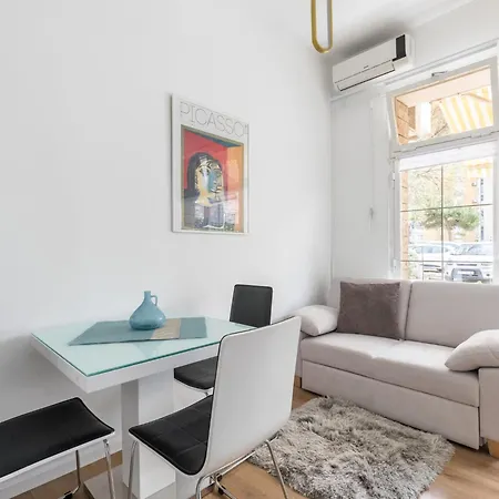 Im Erdgeschoss- Beim Beruehmten Znjan-strand By Interhome Apartment *