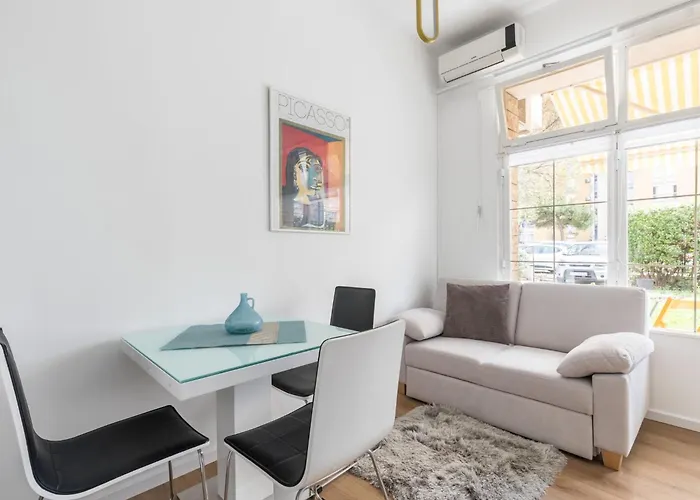 Im Erdgeschoss- Beim Beruehmten Znjan-strand By Interhome Apartment *