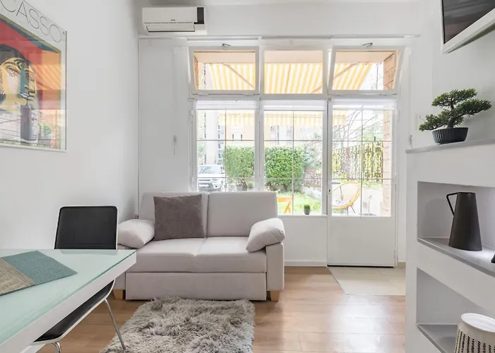 Im Erdgeschoss- Beim Beruehmten Znjan-strand By Interhome 스플리트